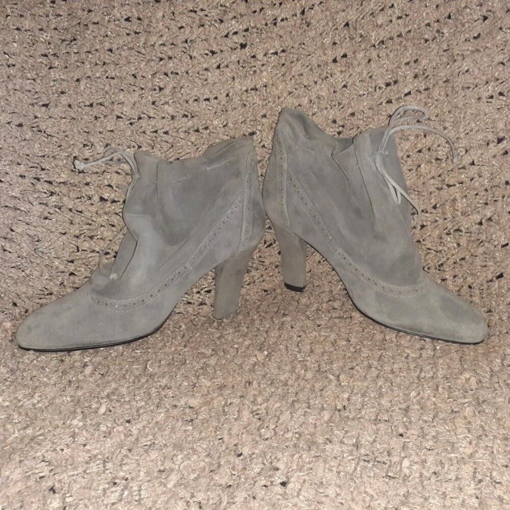 FRATELLI ROSSETTI-Gray Soft Suede Booties-Brogue Accent-Lace Drawstring-Sz 6-NM